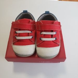 See Kai Run Stevie II First Walker Size 6